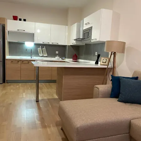 Апартаменты Kozza Park, Next To Akbati Shopping Mall And Tennis Academy