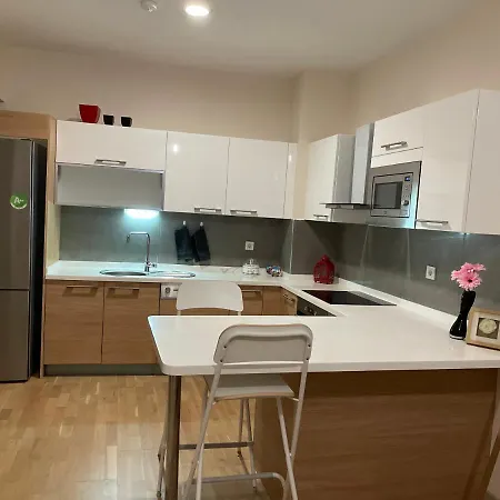 Kozza Park, Next To Akbati Shopping Mall And Tennis Academy Апартаменты